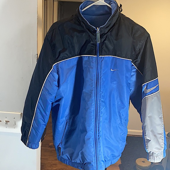 VINTAGE NIKE REVERSIBLE JACKET!! - Picture 2 of 12